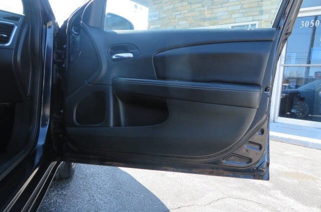 Used 2012 Chrysler 200 Limited w/ Sun/Sound Group FWD image 38