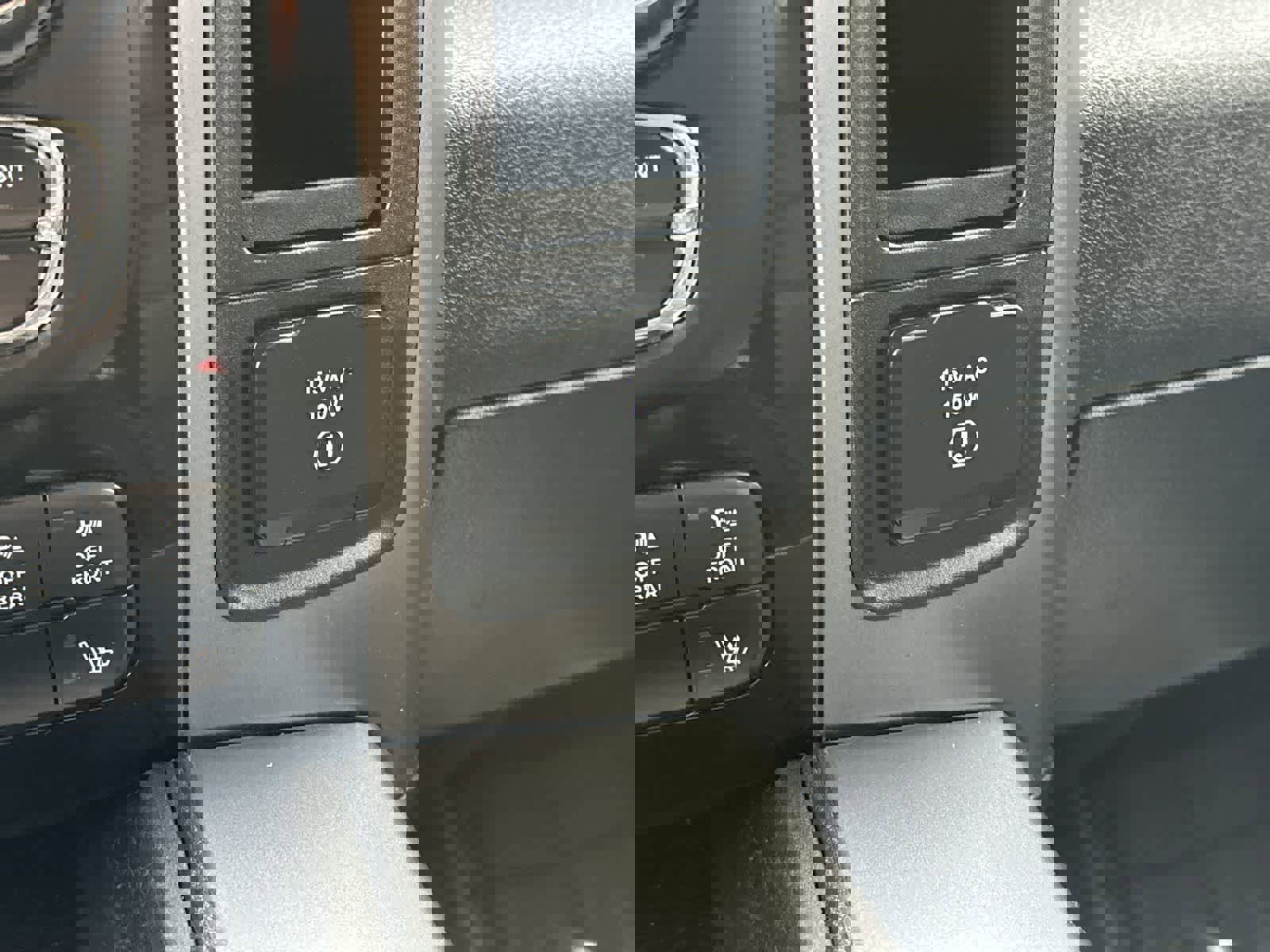 Certified 2018 RAM 2500 Big Horn w/ Sport Appearance Group image 26