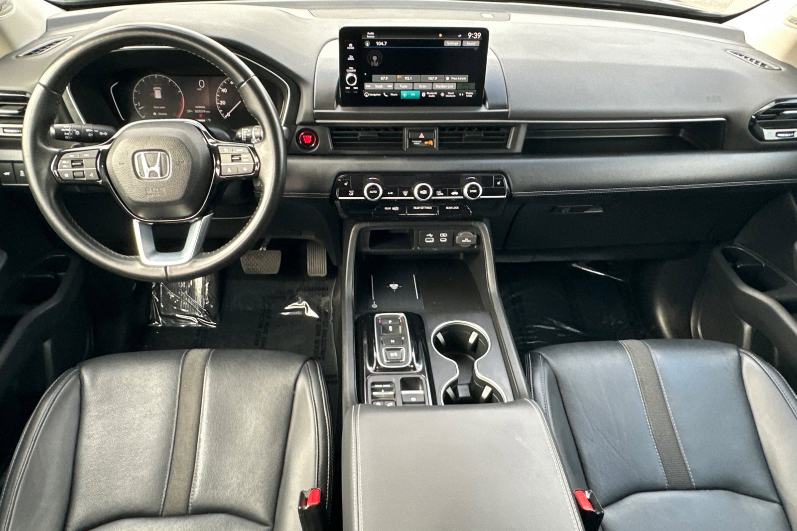 Certified 2024 Honda Pilot Touring image 13