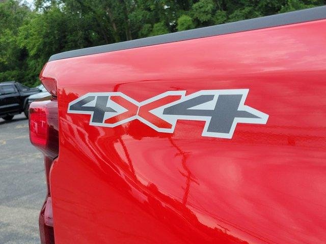 Used 2025 Chevrolet Silverado 2500 Custom image 8