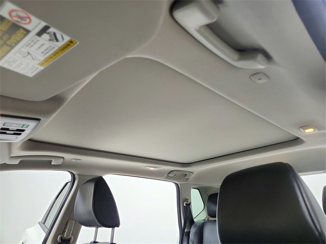 Used 2024 Nissan Rogue SV w/ SV Premium Package image 21