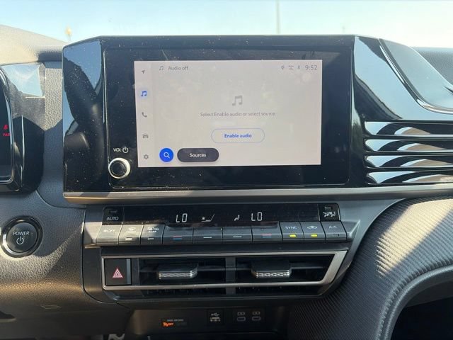 Used 2025 Toyota Camry SE FWD image 20