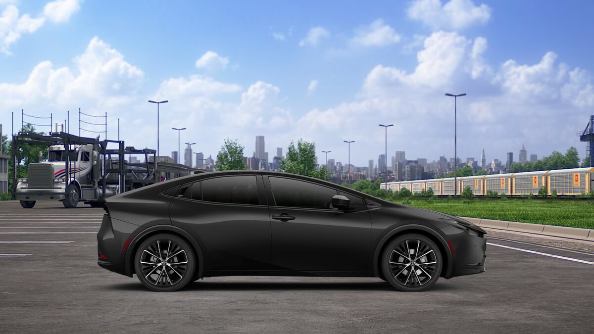 New 2026 Toyota Prius XLE FWD image 12