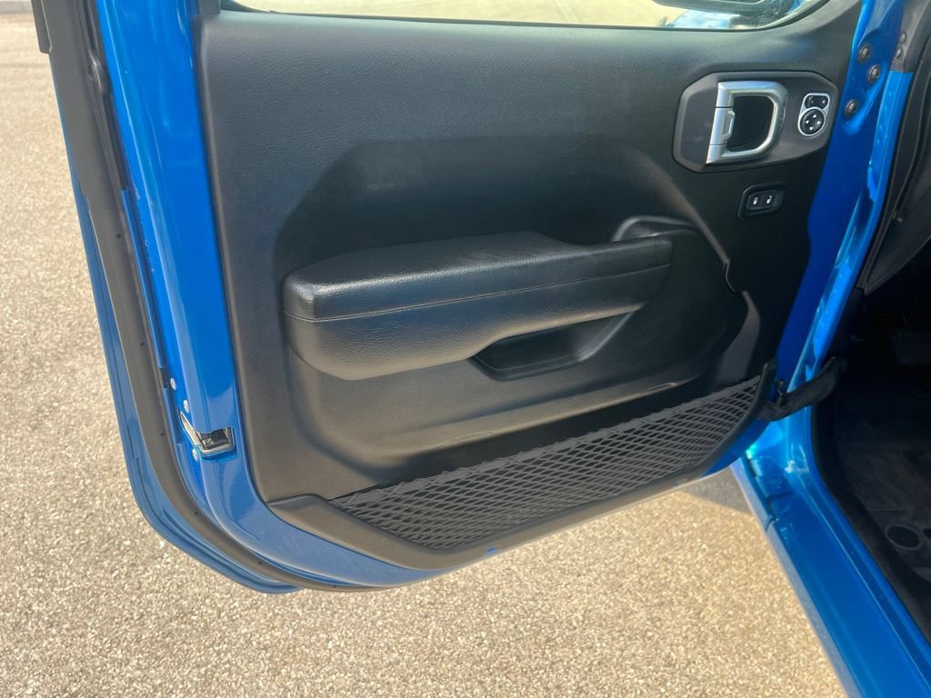 Used 2024 Jeep Wrangler Unlimited Sport AWD/4WD image 30