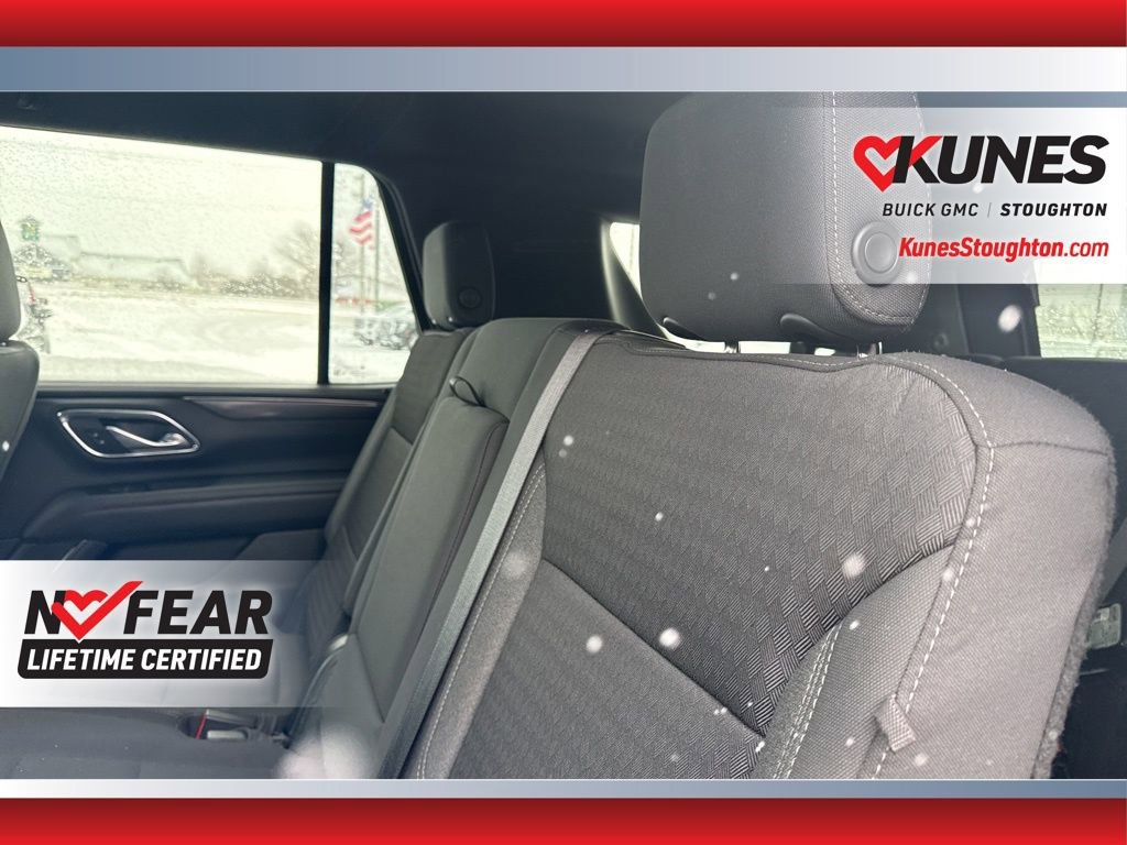 Used 2023 GMC Yukon SLE image 35