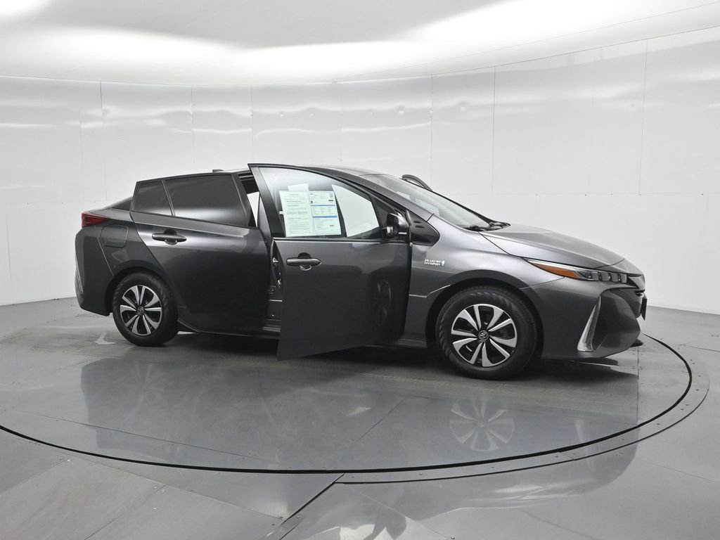 Used 2018 Toyota Prius Prime Plus image 28