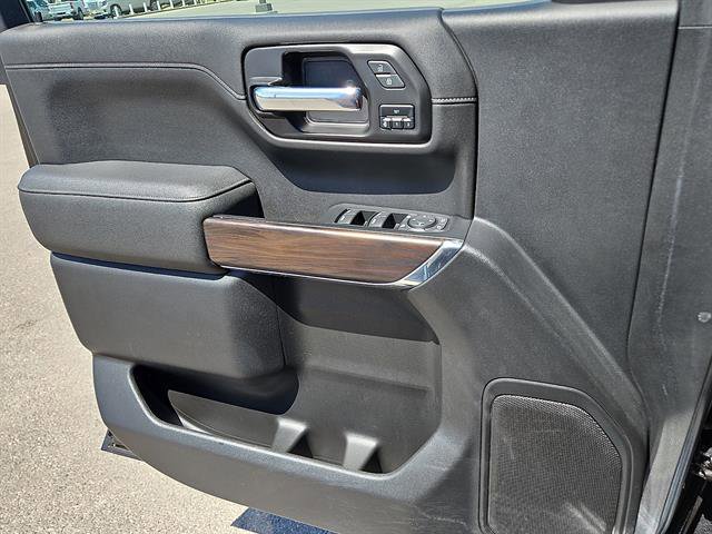 Used 2022 GMC Sierra 1500 SLT image 13