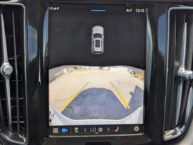 Used 2024 Volvo XC60 B5 Core image 19