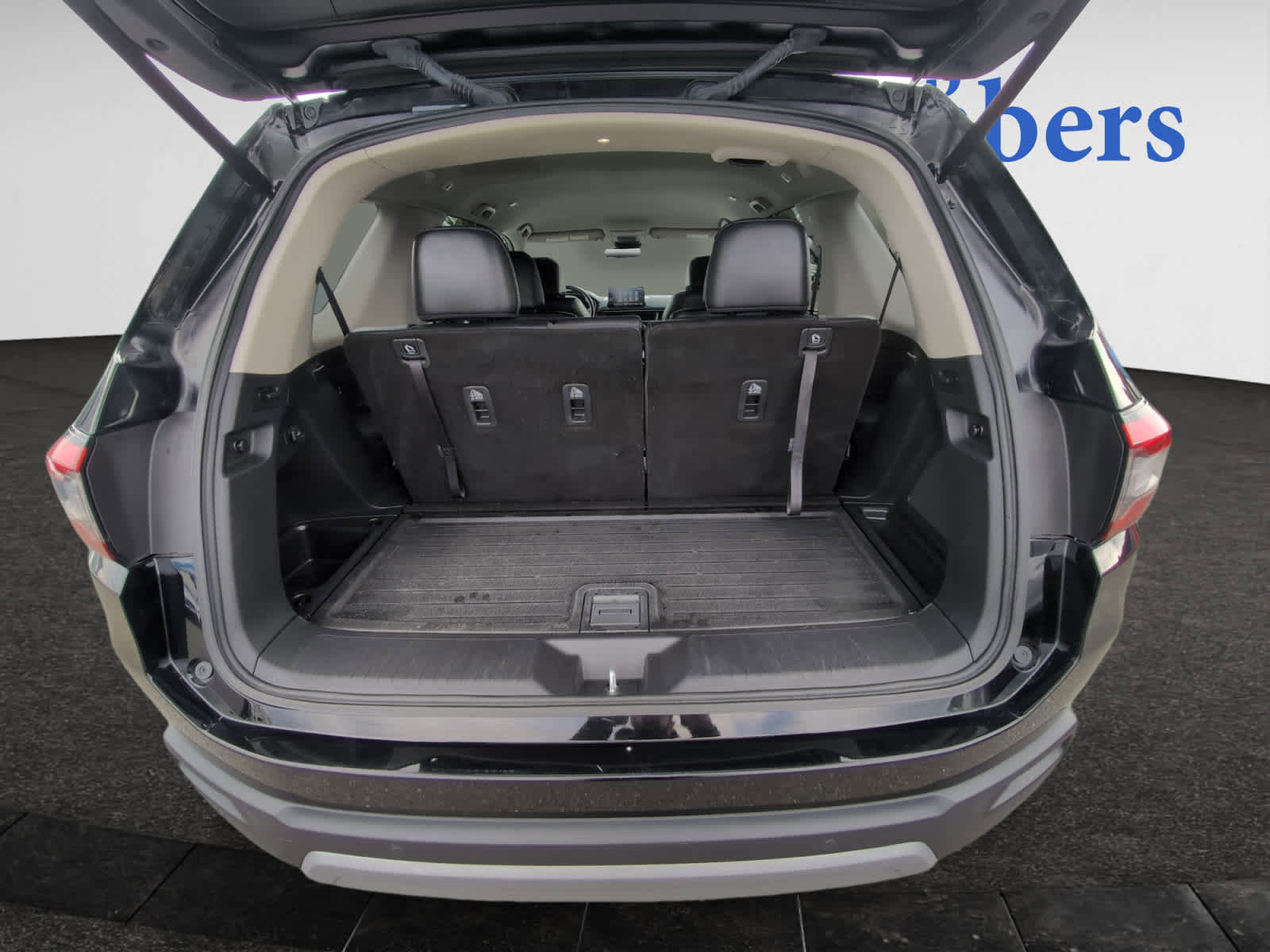 Used 2023 Honda Pilot EX-L image 4