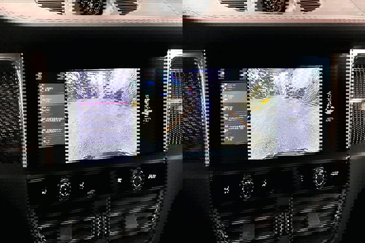 Used 2024 Porsche Macan GTS image 28