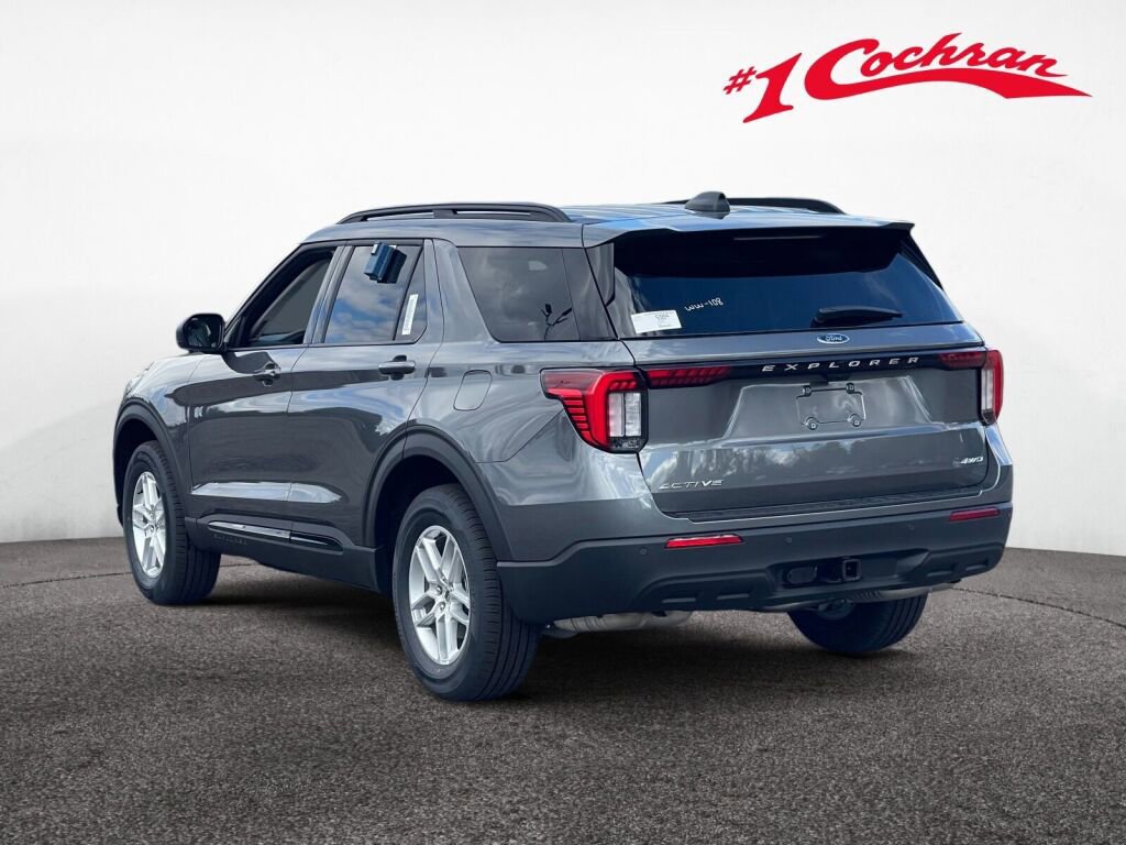 New 2026 Ford Explorer Active image 4