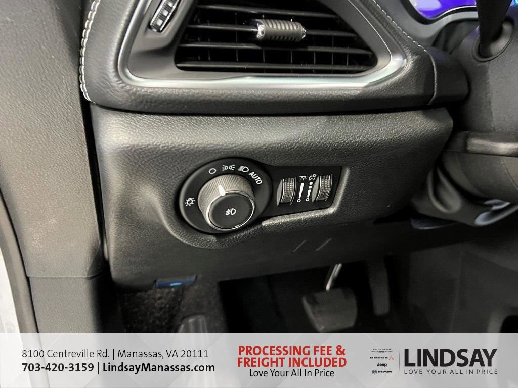 New 2026 Chrysler Pacifica Limited w/ S Appearance Package FWD image 32