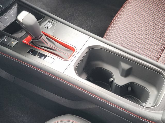 New 2025 Nissan Kicks SR FWD image 16