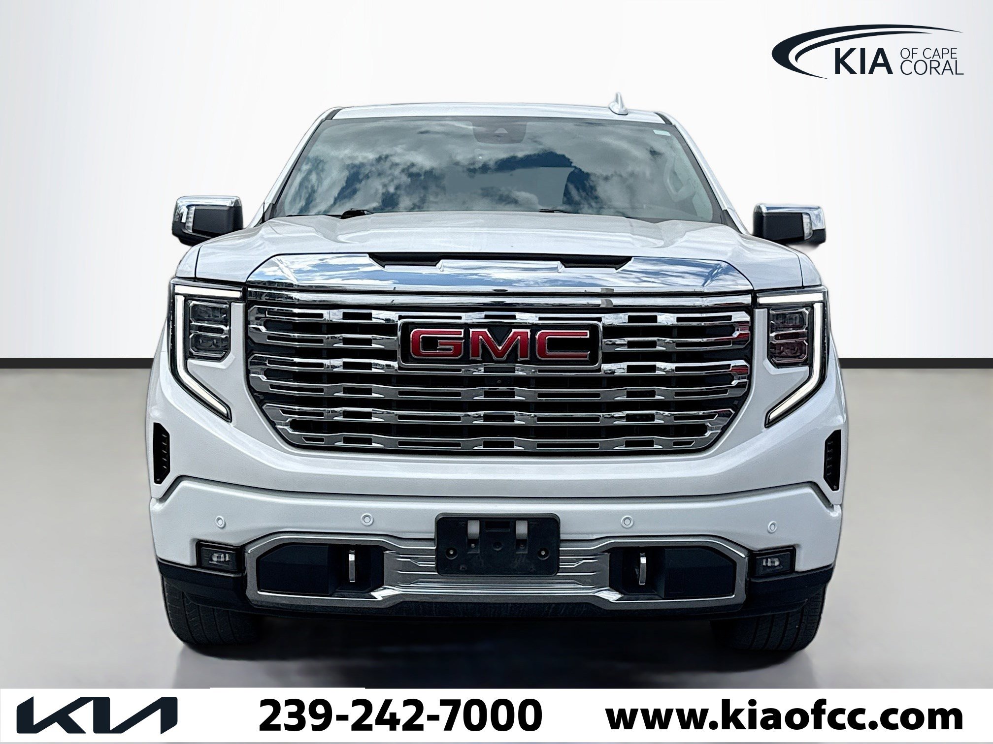 Used 2023 GMC Sierra 1500 Denali w/ Denali Reserve Package image 8