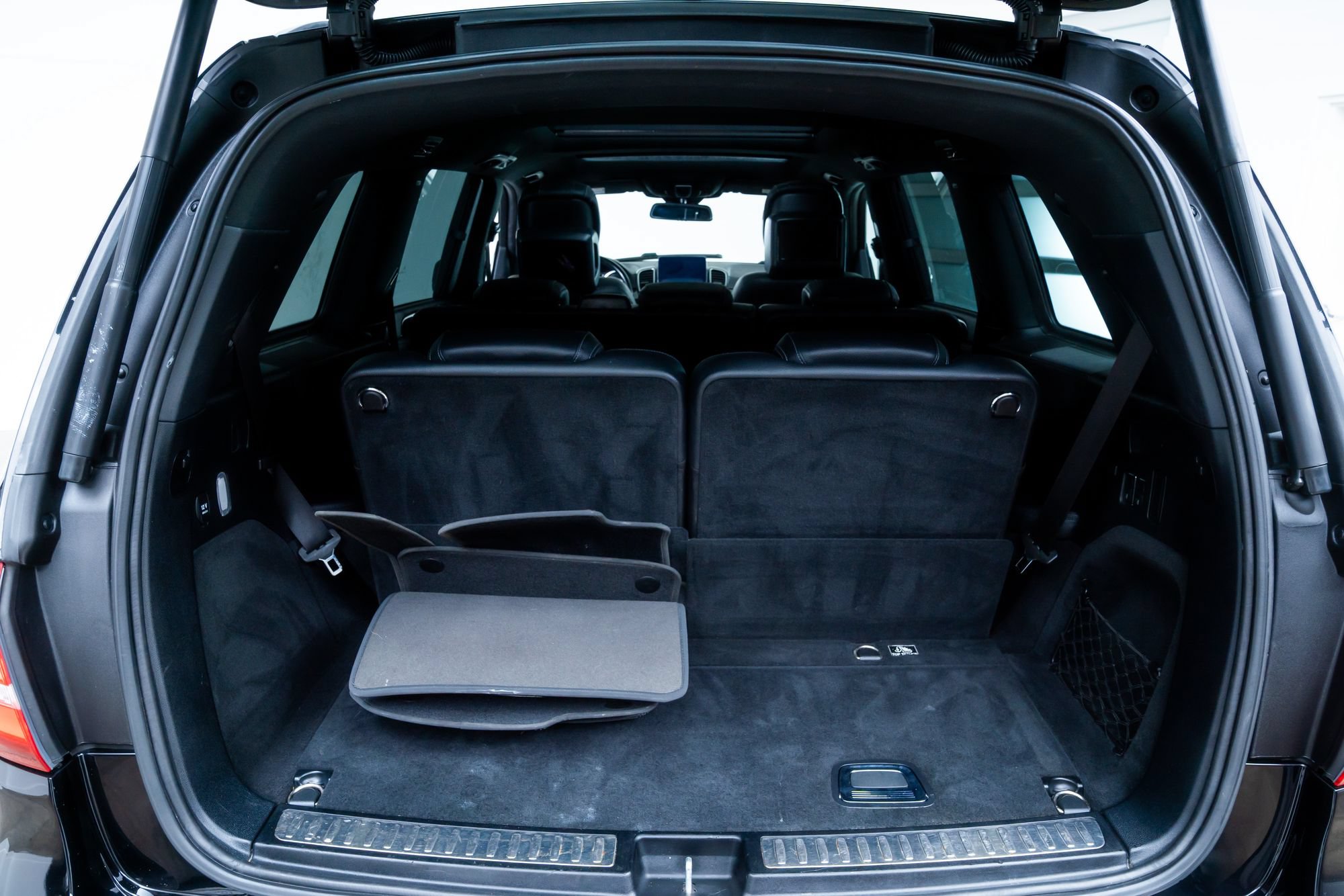 Used 2018 Mercedes-Benz GLS 550 4MATIC image 6