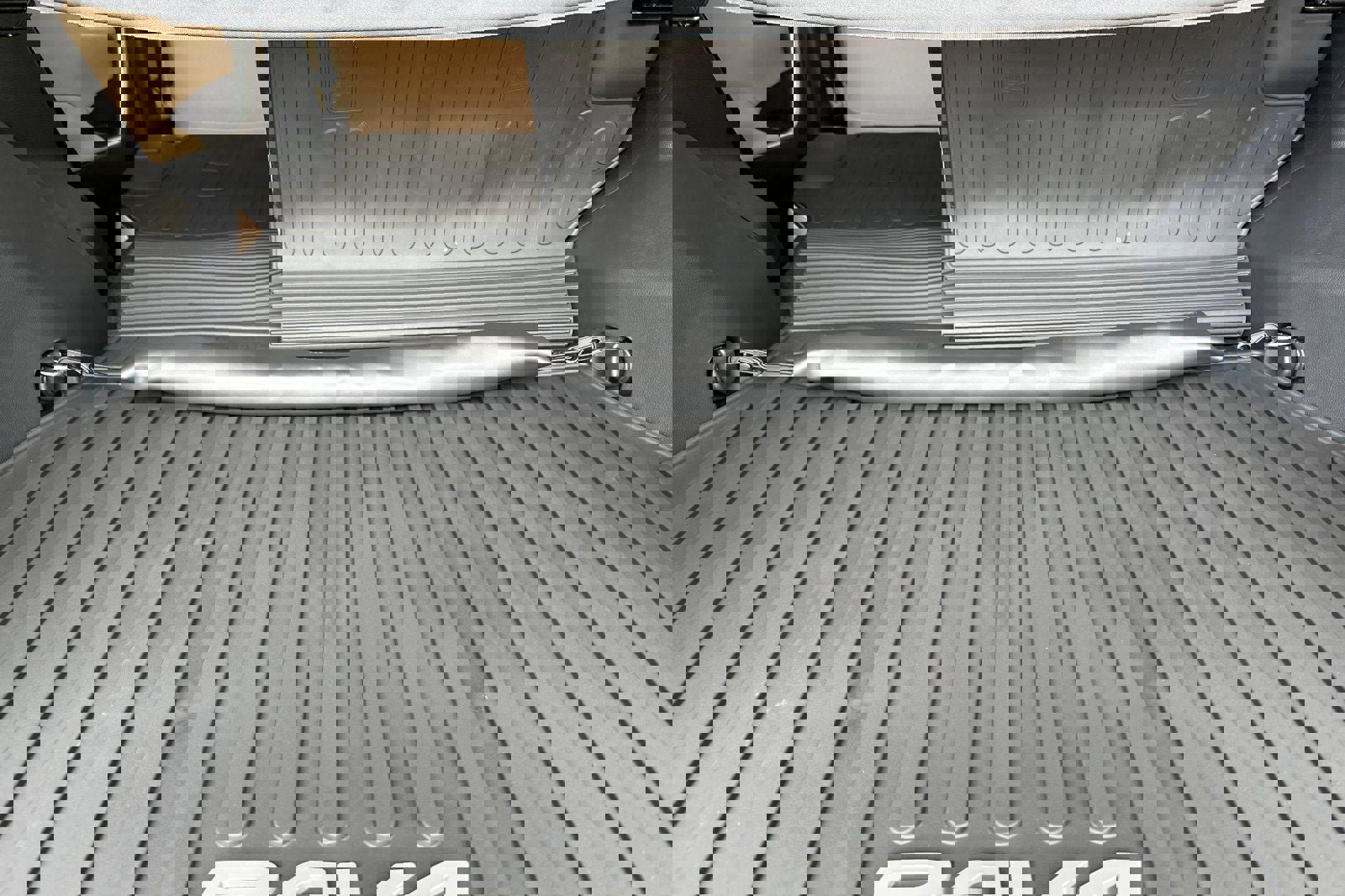 New 2025 Toyota RAV4 XLE image 18