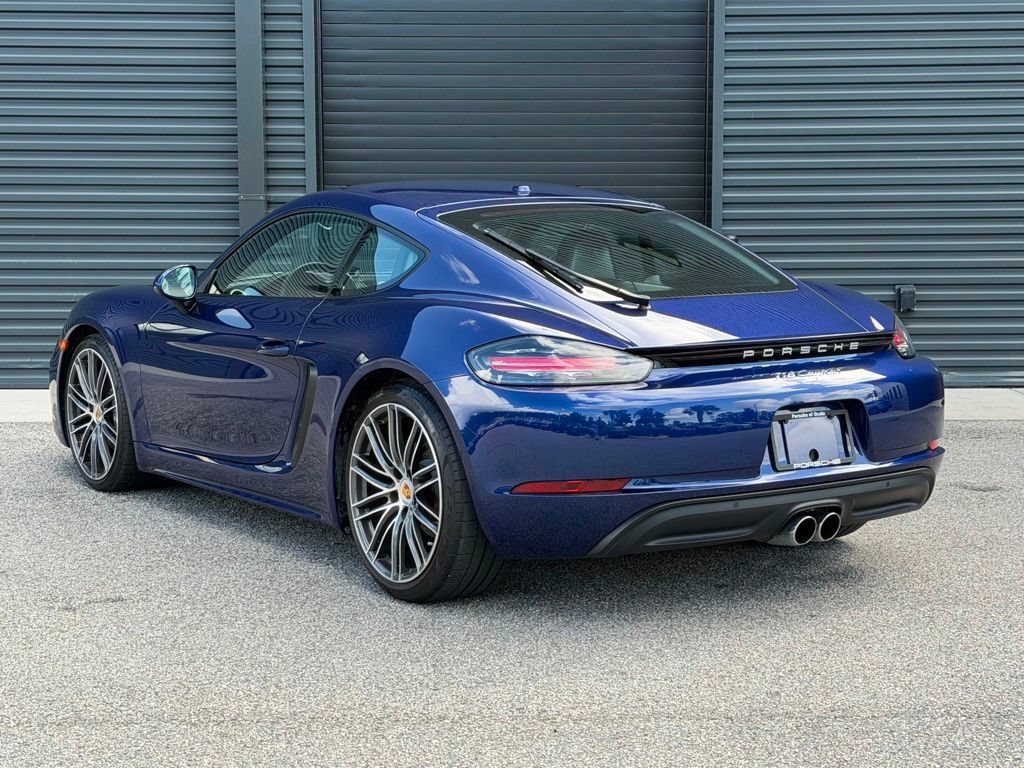 Certified 2024 Porsche 718 Cayman RWD image 3