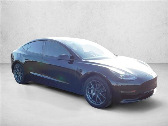 Used 2021 Tesla Model 3 Standard Range Plus RWD image 3