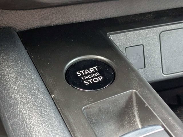 Used 2025 Nissan Kicks SV FWD image 27