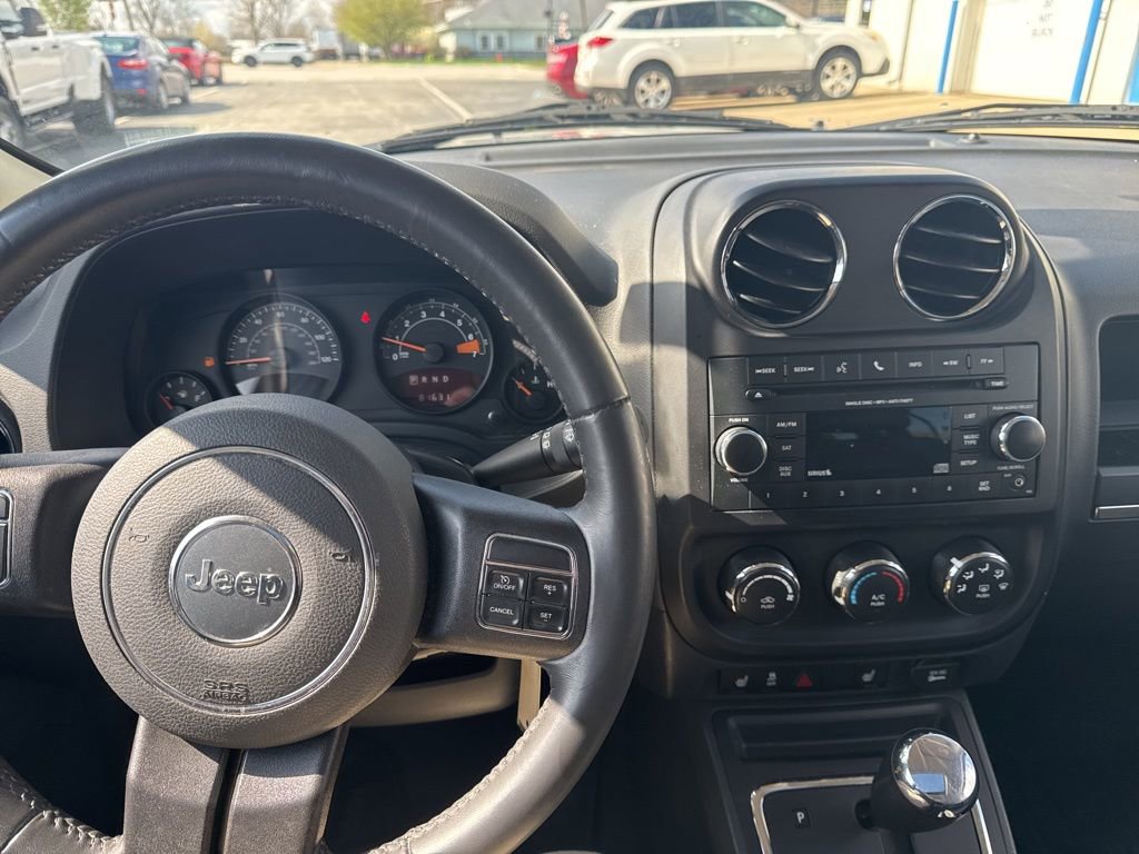 Used 2016 Jeep Patriot High Altitude video 4