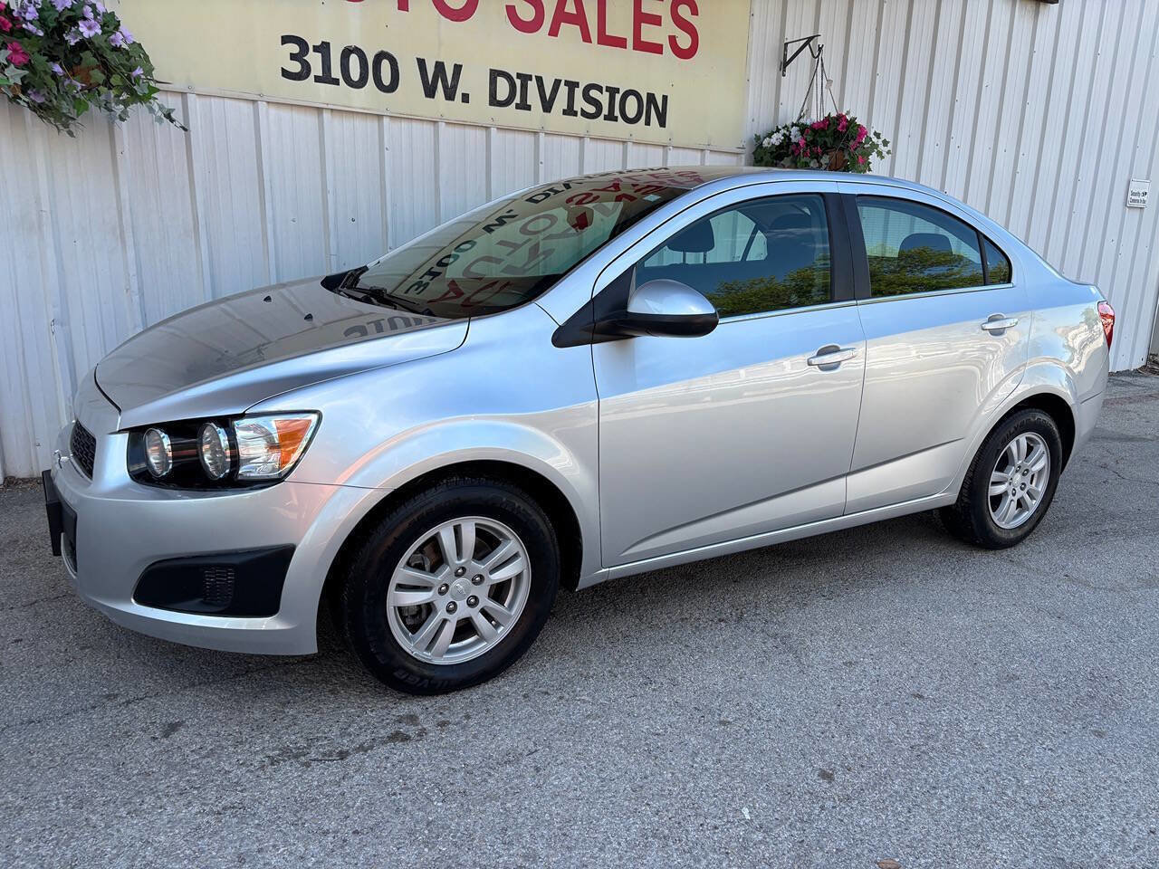 Used 2015 Chevrolet Sonic LT image 7