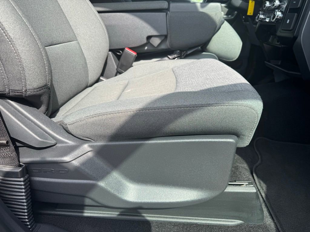 Used 2025 Ford F150 XLT w/ Equipment Group 301A Standard AWD/4WD image 17