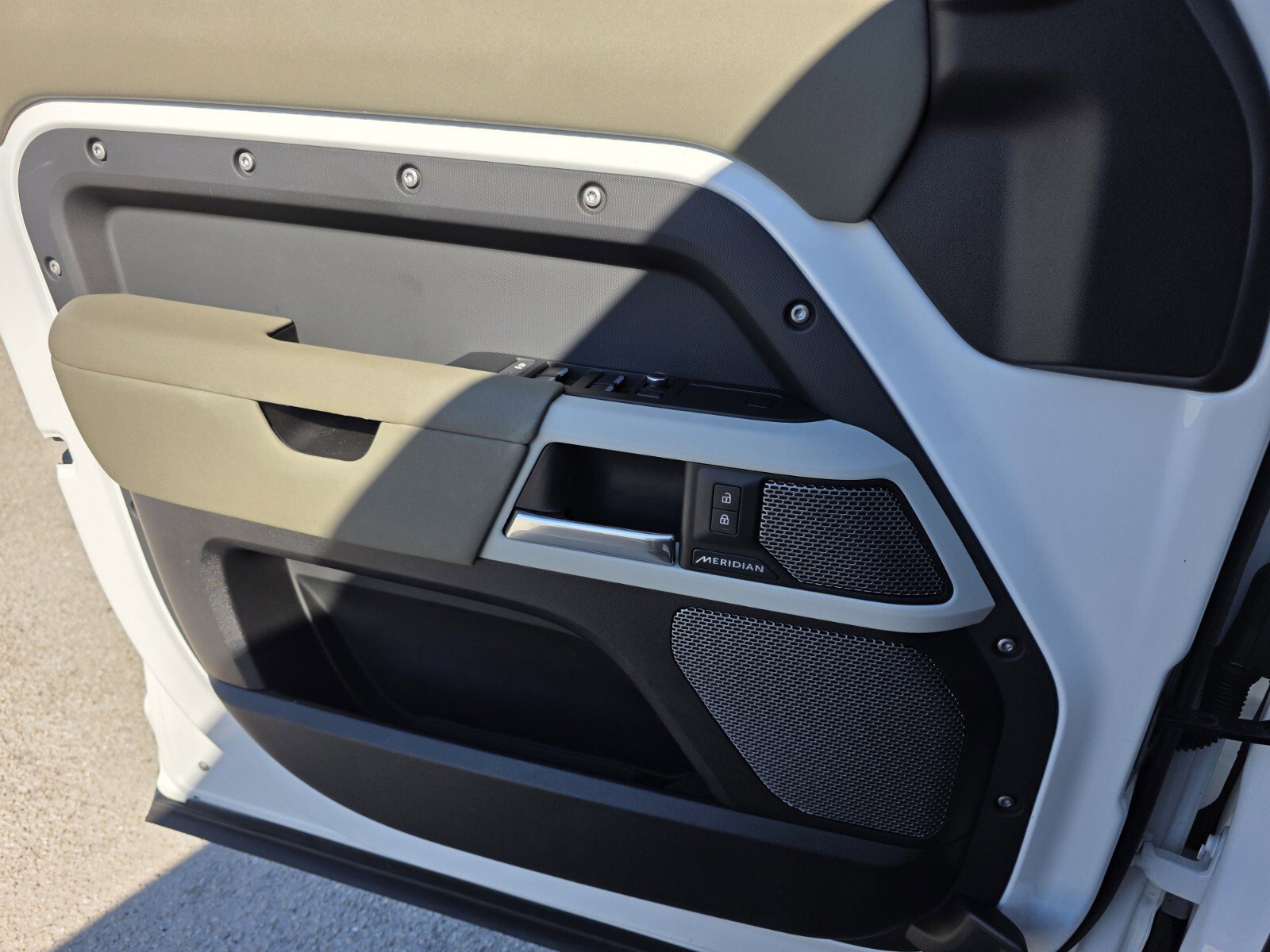 Used 2020 Land Rover Defender 110 S image 22