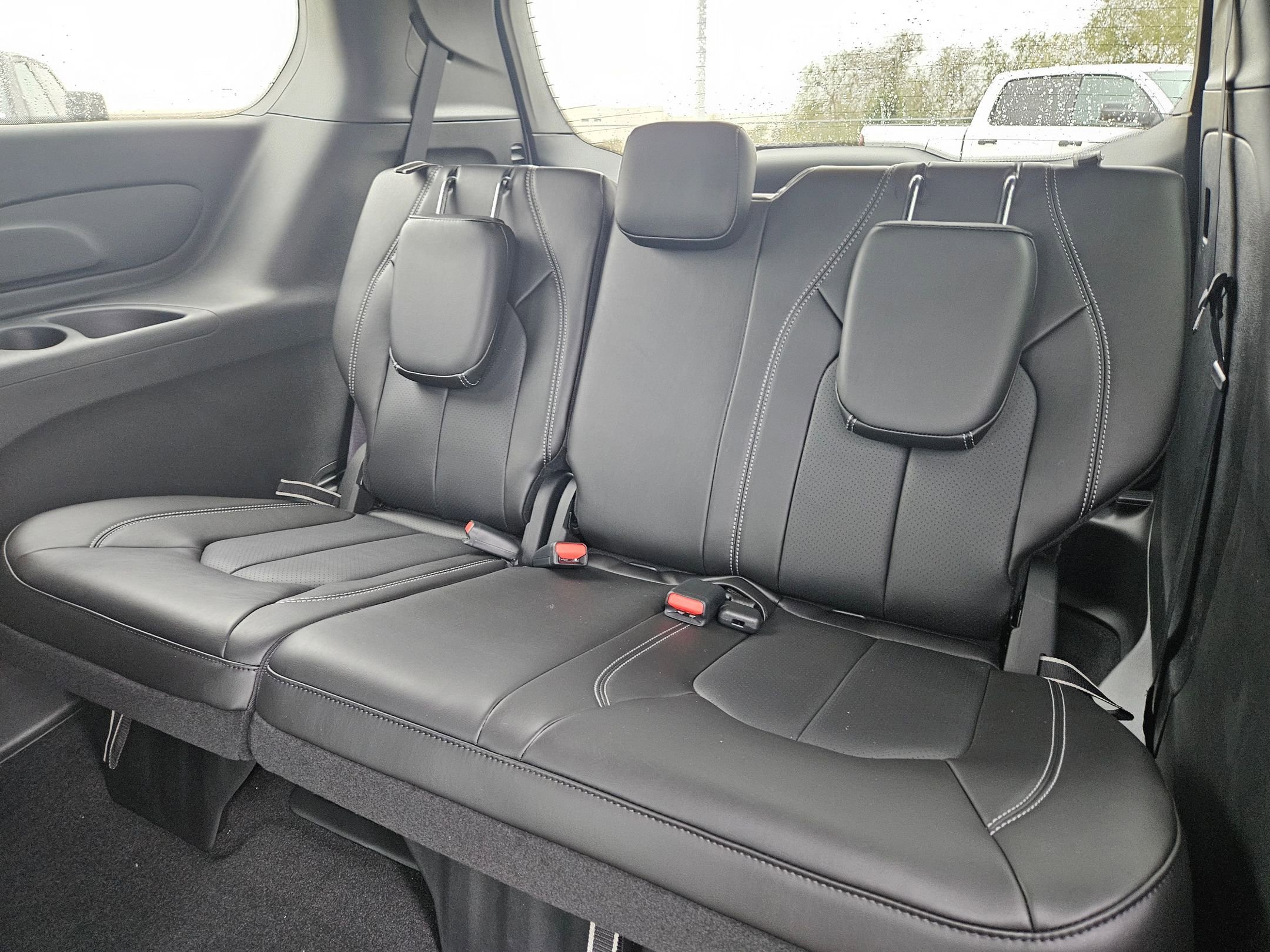 New 2026 Chrysler Voyager LX image 14