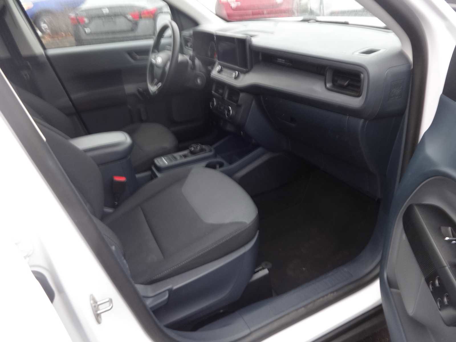 Used 2022 Ford Maverick XL image 10