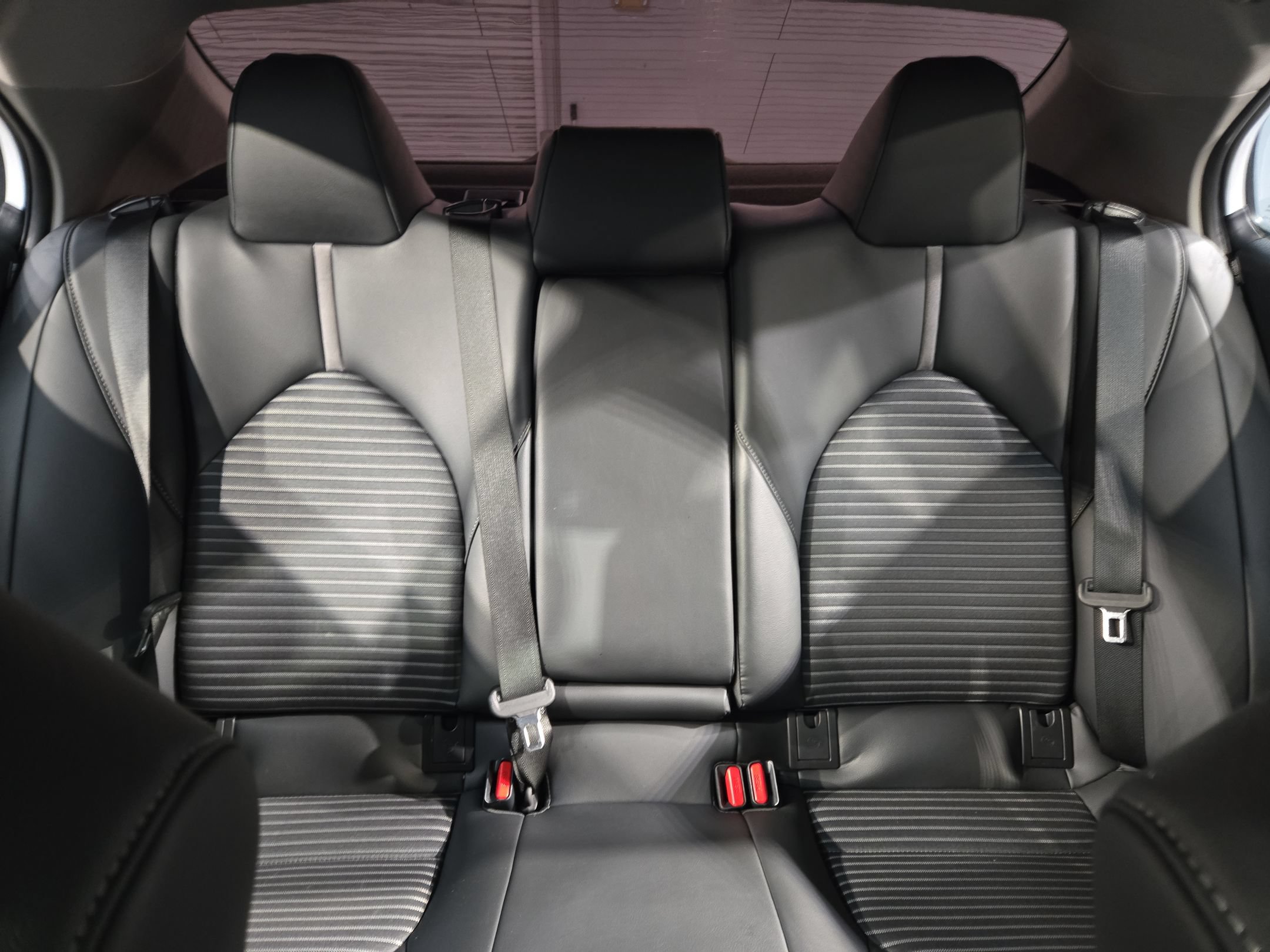 Used 2023 Toyota Camry SE FWD image 13