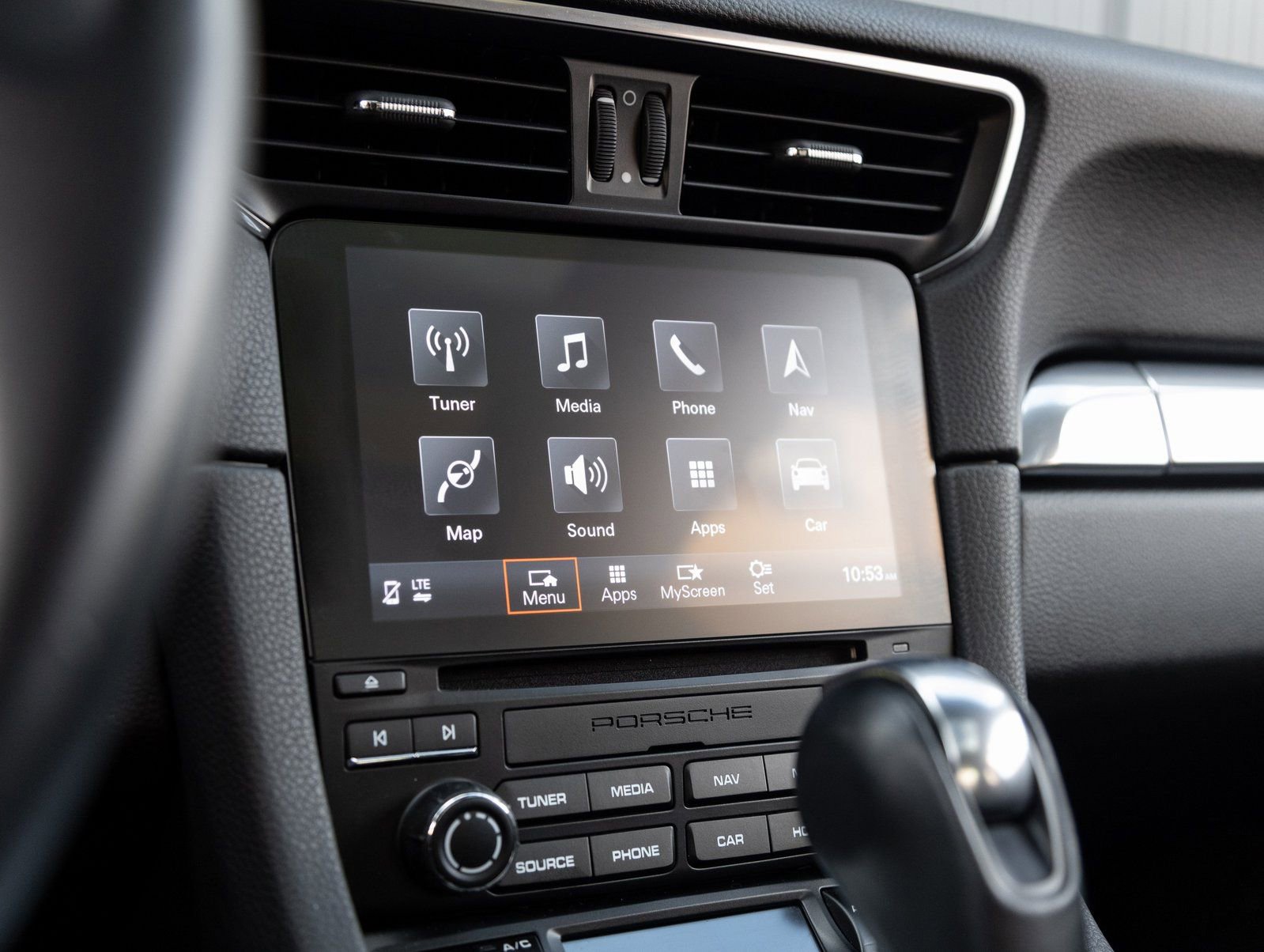 Certified 2019 Porsche 911 Carrera 4S image 24