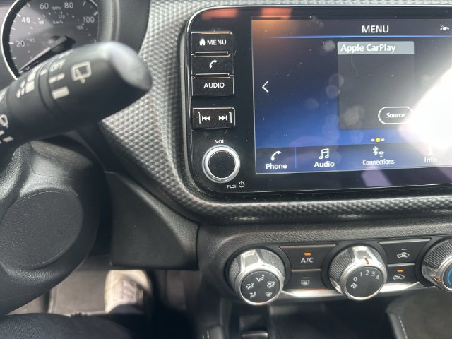 Used 2024 Nissan Kicks SV w/ Interior Electronics Package FWD image 15