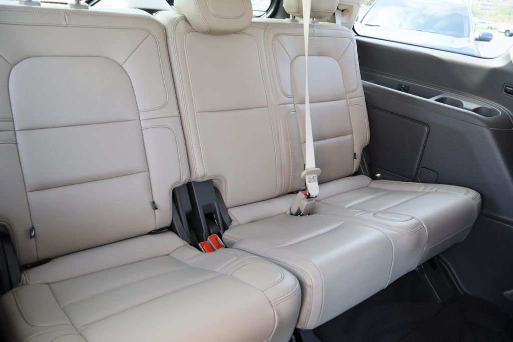 Used 2024 Lincoln Navigator Reserve AWD/4WD image 30