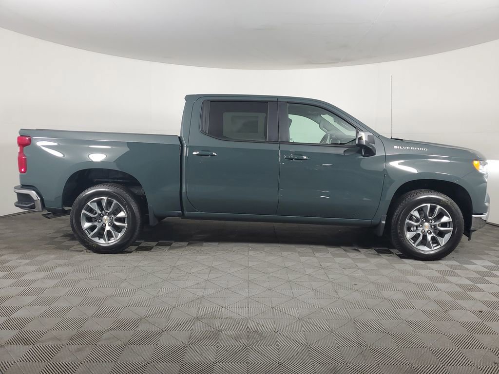 New 2026 Chevrolet Silverado 1500 LT image 3