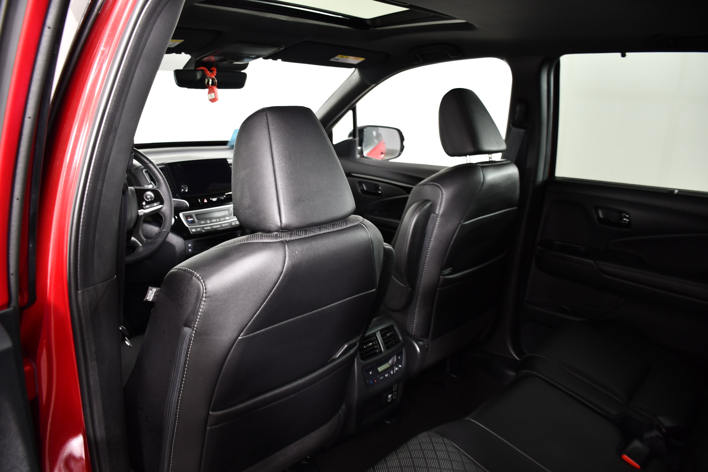Certified 2023 Honda Passport Elite image 48