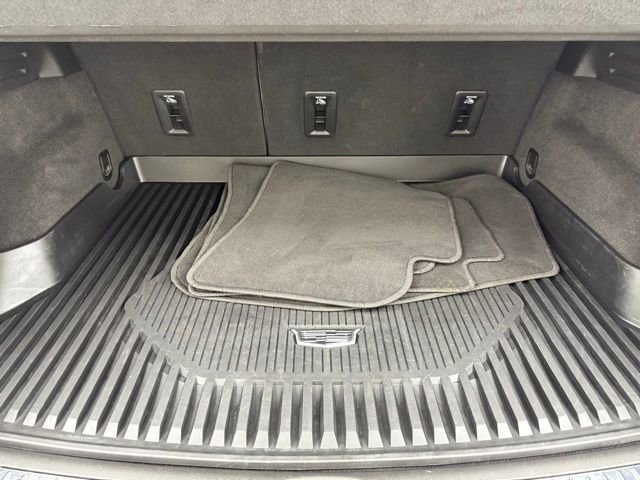 Used 2024 Cadillac XT4 Sport image 13