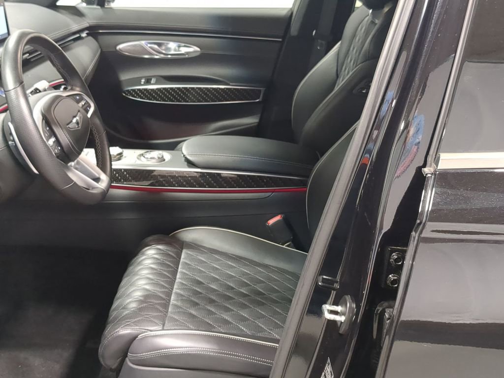 Used 2024 Genesis GV70 3.5T Sport w/ Sport Prestige Package image 16