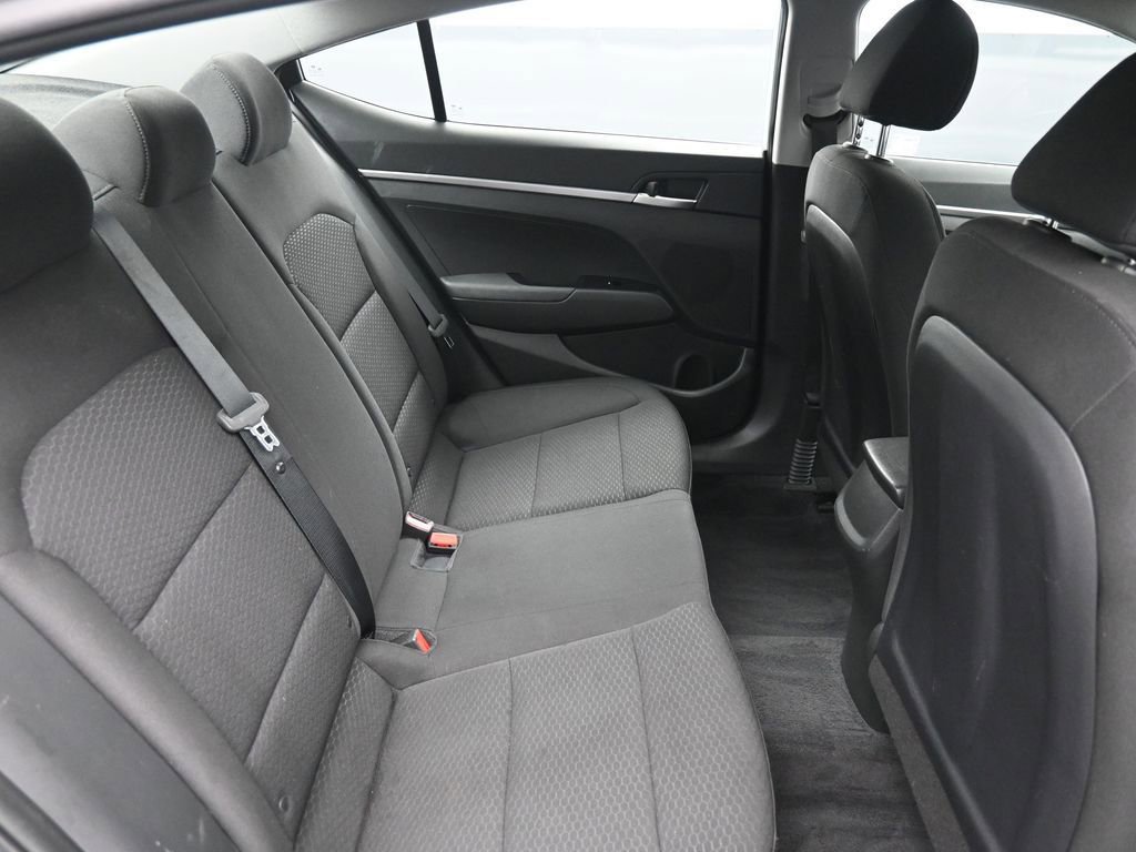 Used 2020 Hyundai Elantra SE w/ Cargo Package (C1) image 23