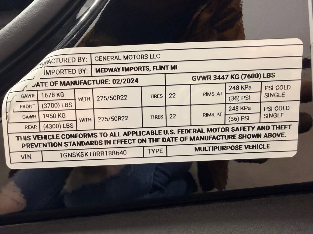 Used 2024 Chevrolet Tahoe Premier w/ Advanced Technology Package AWD/4WD image 32
