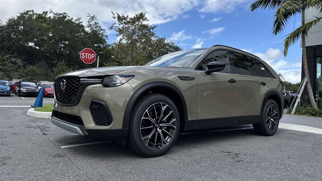 New 2025 MAZDA CX-70 Plug-In Hybrid w/ Premium Pkg image 29