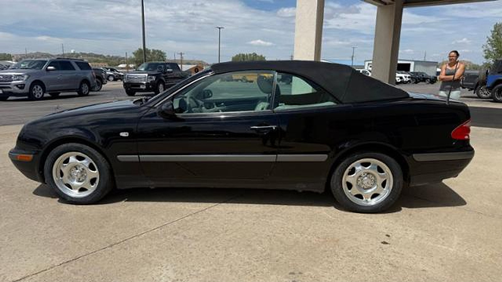 Used 1999 Mercedes-Benz CLK 320 Cabriolet image 9