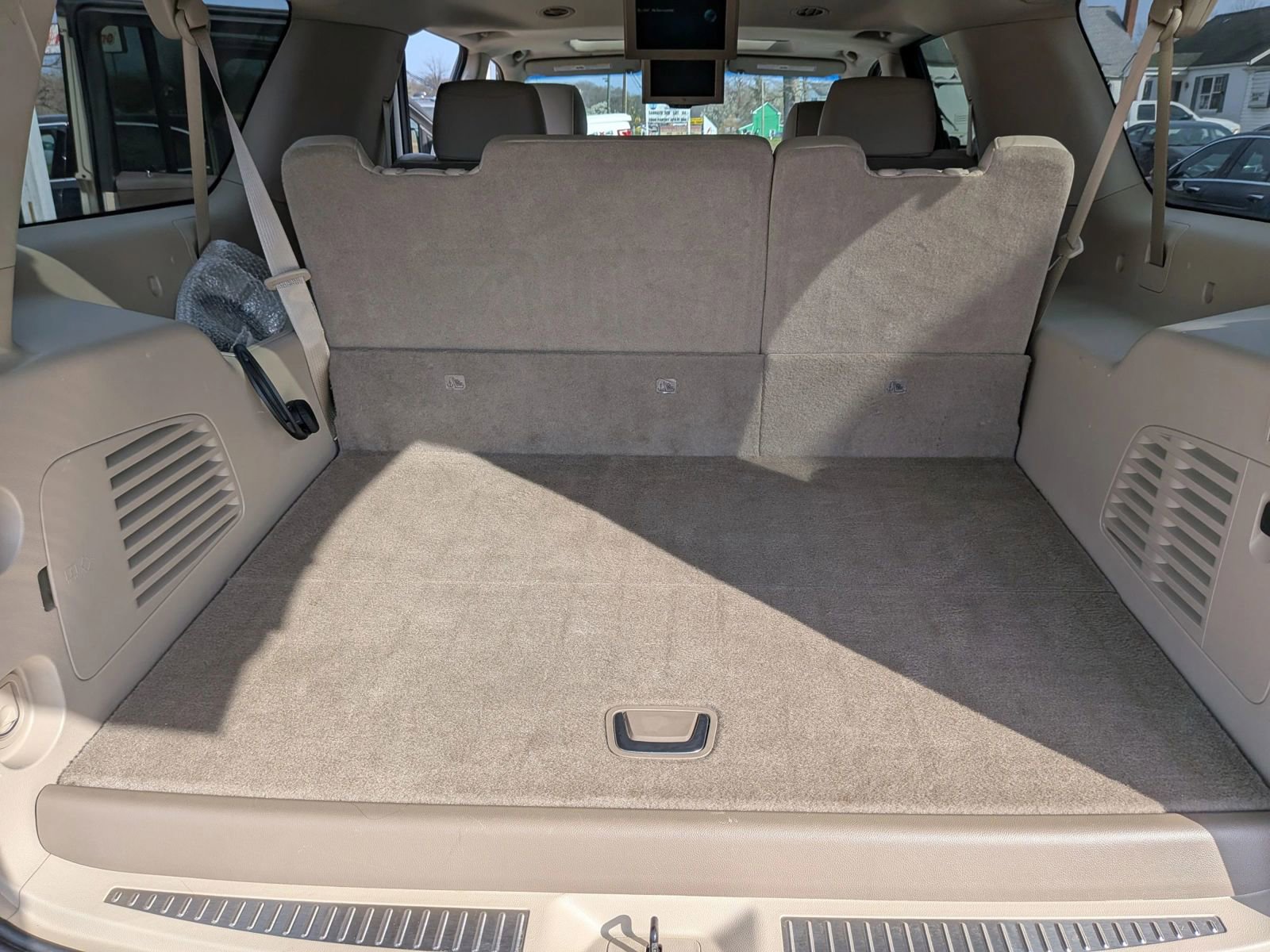 Used 2016 Cadillac Escalade ESV Luxury image 39