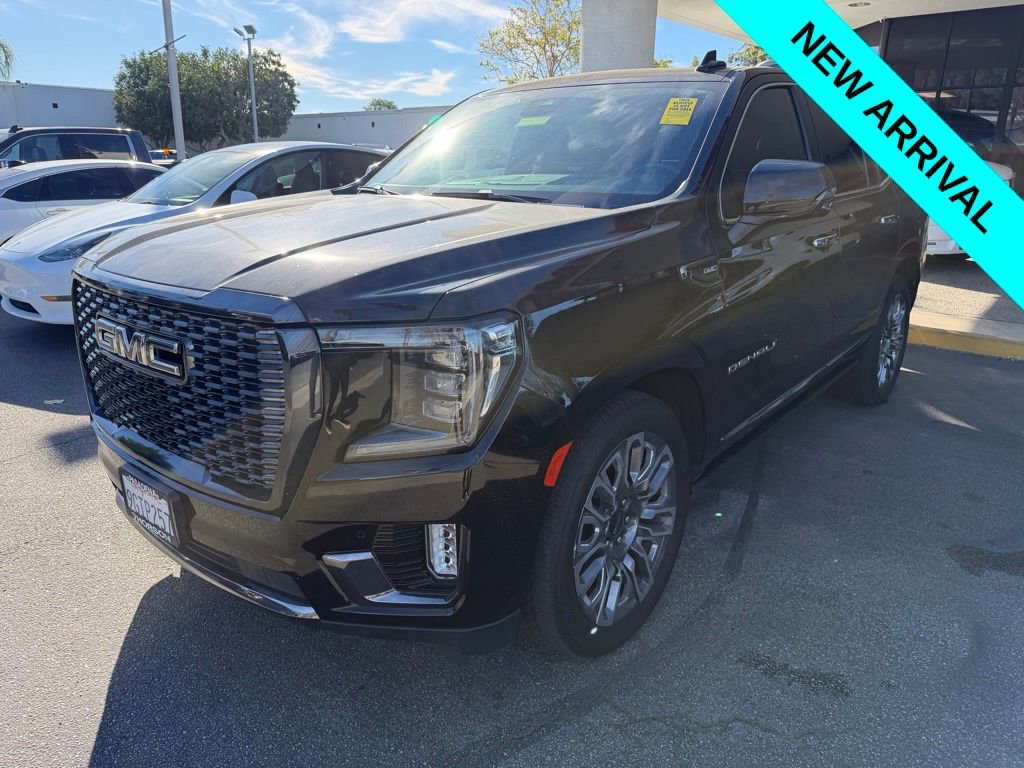 Used 2023 GMC Yukon Denali Ultimate image 1