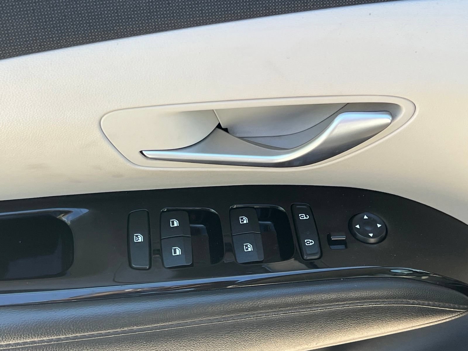 Used 2023 Hyundai Tucson Limited AWD/4WD image 26