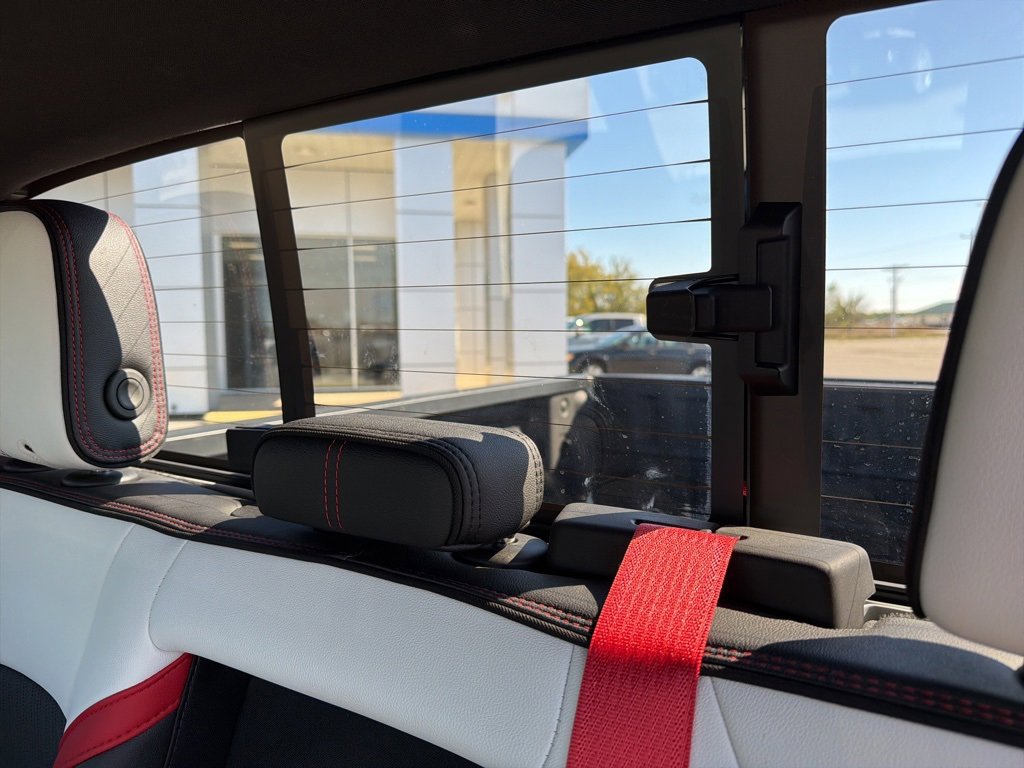 Used 2024 GMC Canyon AT4X image 41