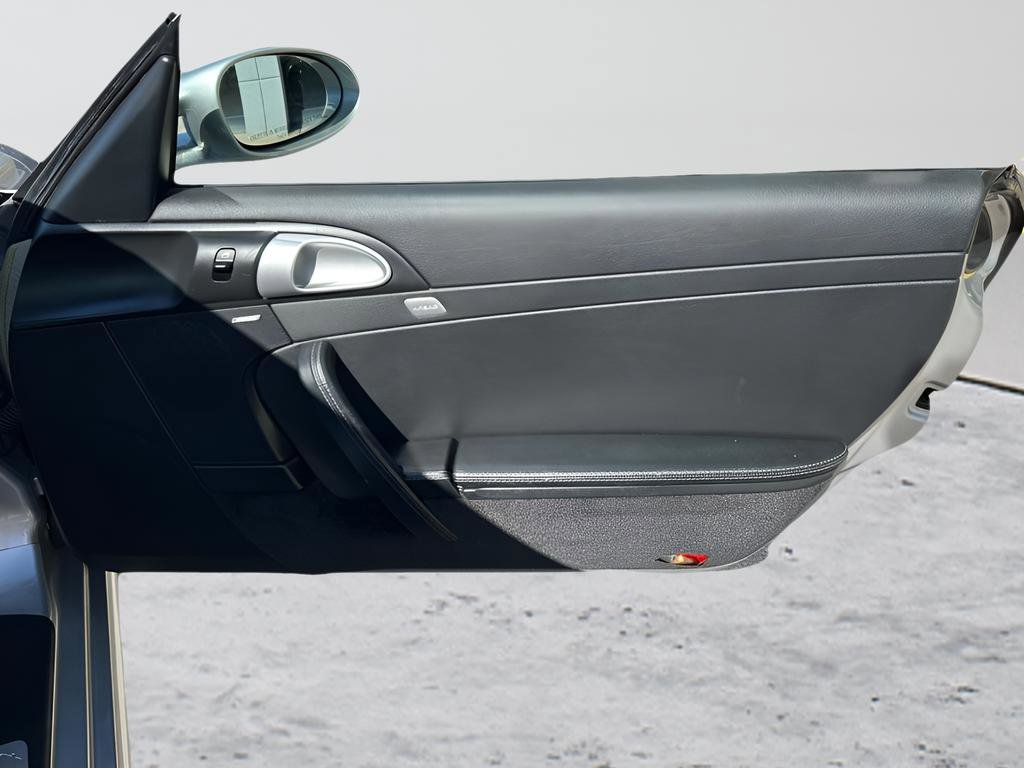 Used 2006 Porsche 911 Carrera image 22