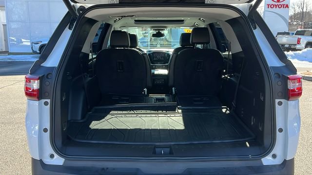 Used 2020 Chevrolet Traverse RS w/ LPO, Floor Liner Package AWD/4WD image 24