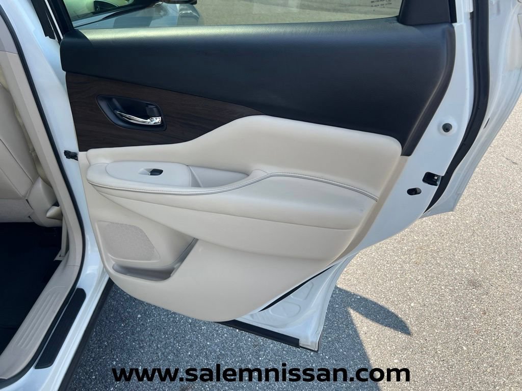 Used 2019 Nissan Murano Platinum AWD/4WD image 23