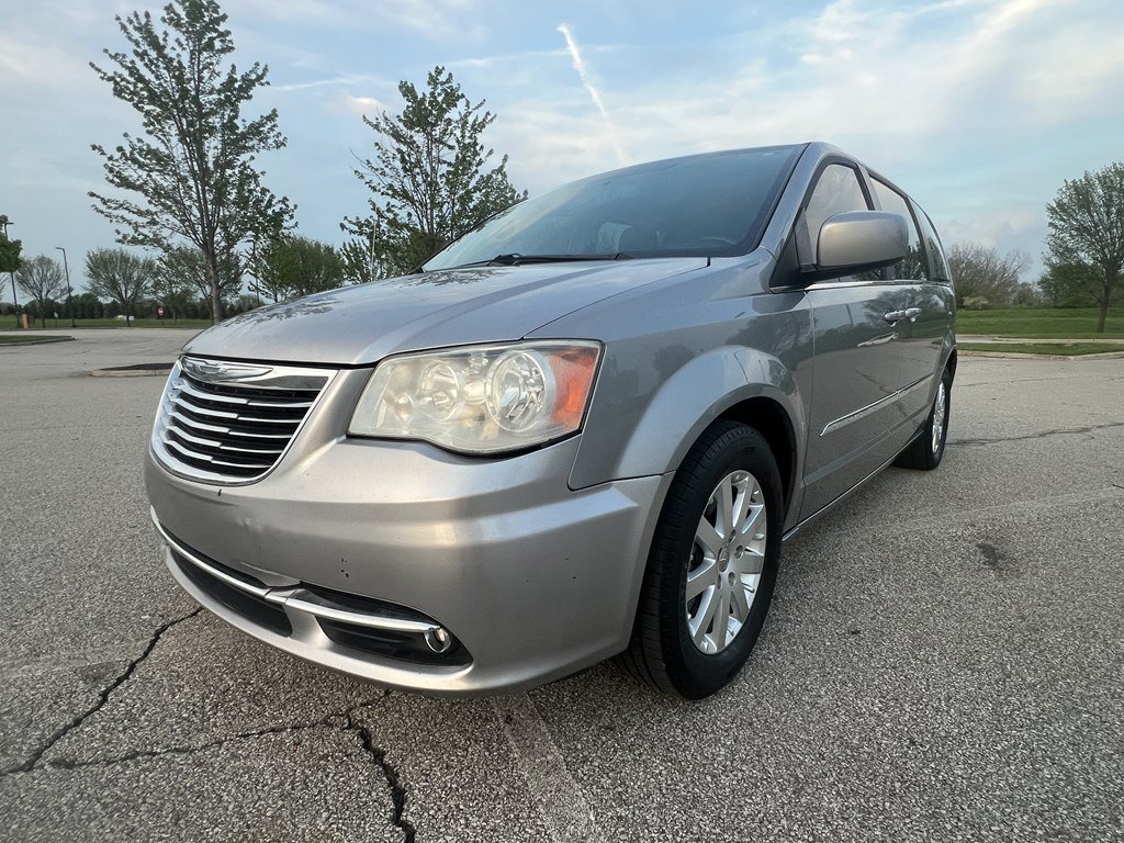 Used 2014 Chrysler Town & Country Touring