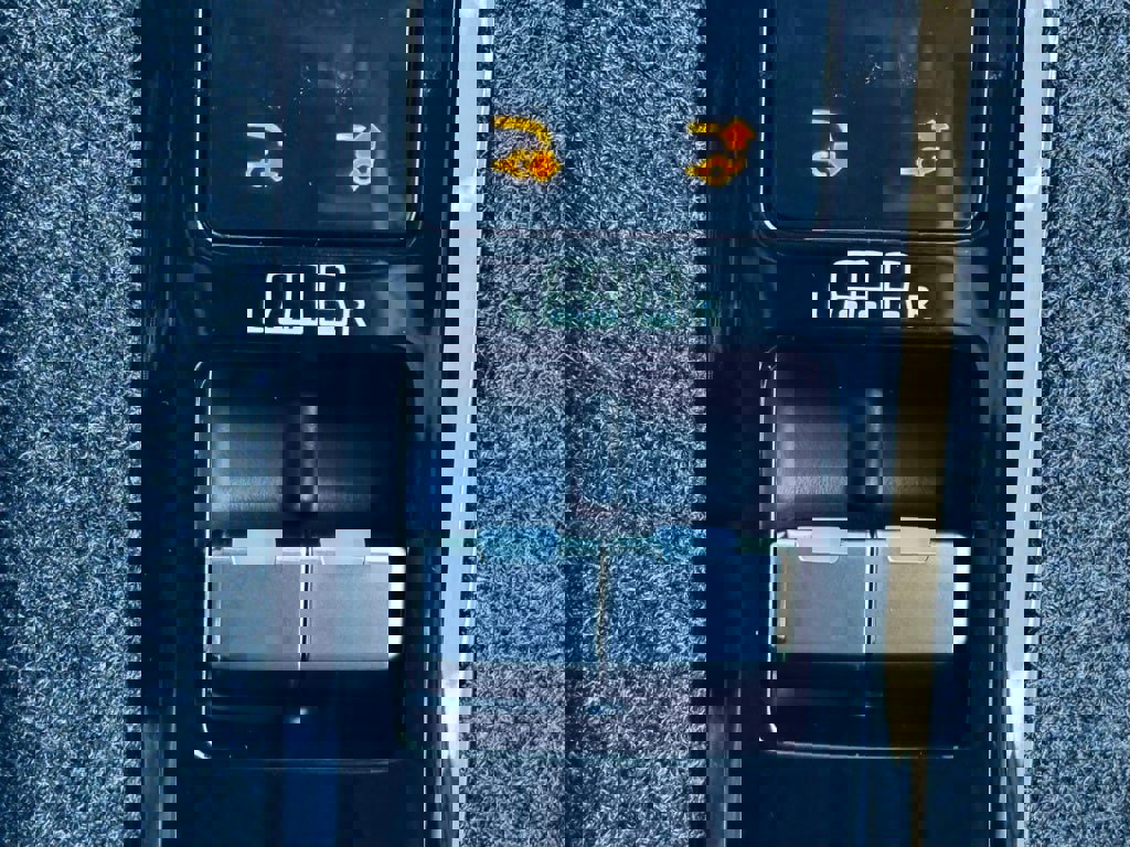 New 2025 Land Rover Range Rover Sport Dynamic SE image 35